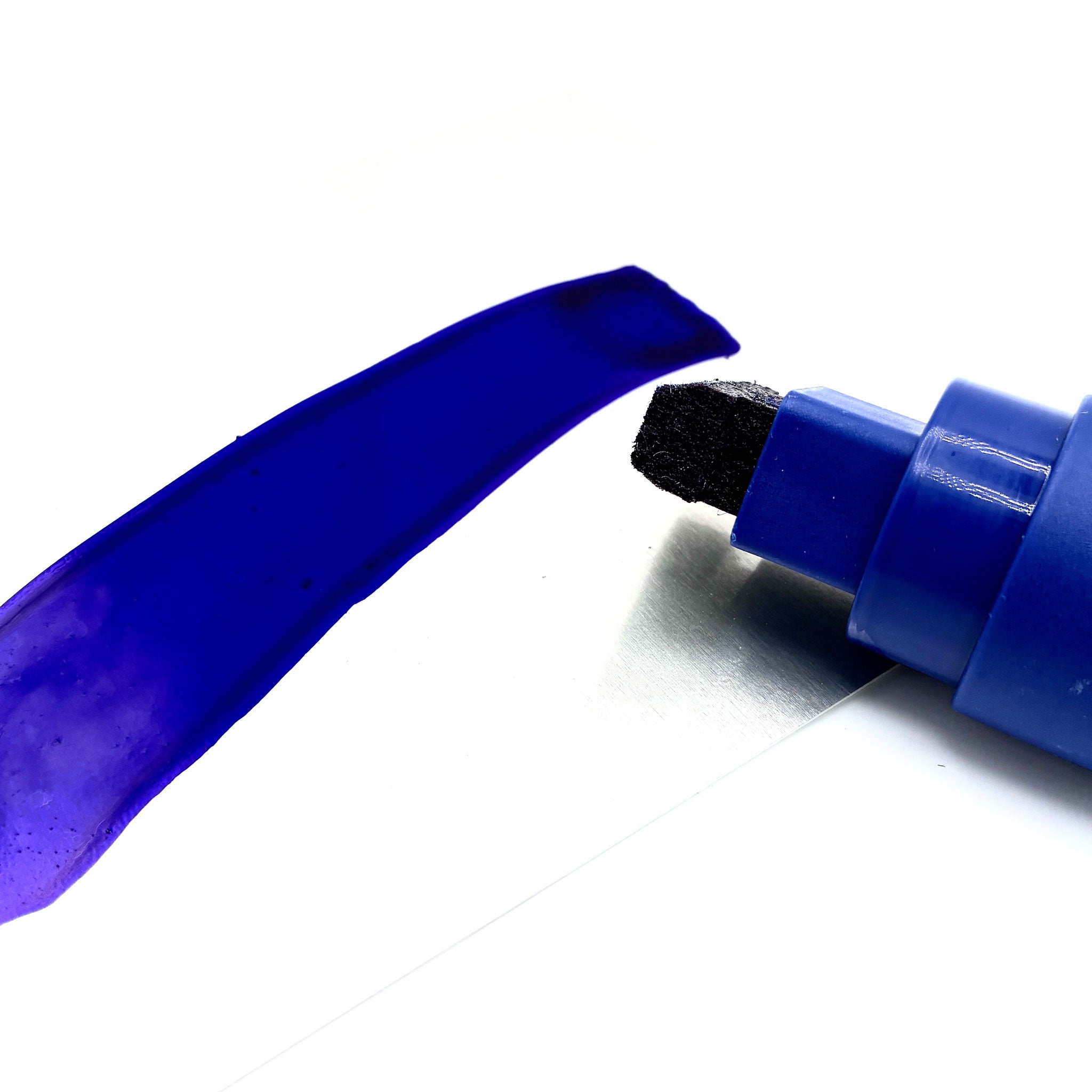 Schnelltrocknende Anreißfarbe blau im Streichstift.