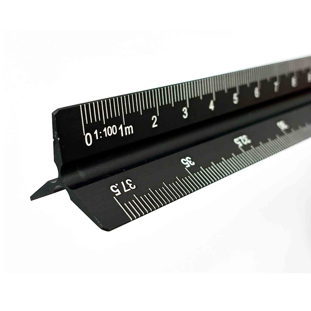 Aluminium Lineal für den Modellbau mit 6 verschiedenen Skalierungen.