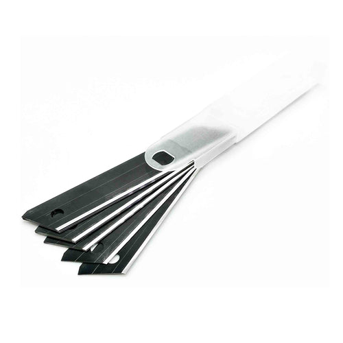 Schwarze Cuttermesser Klingen 0,5mm stark und 18mm breit.