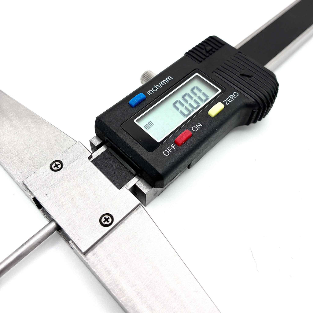Digitale Anzeige vom Tiefenmessgerät für Heimwerker.